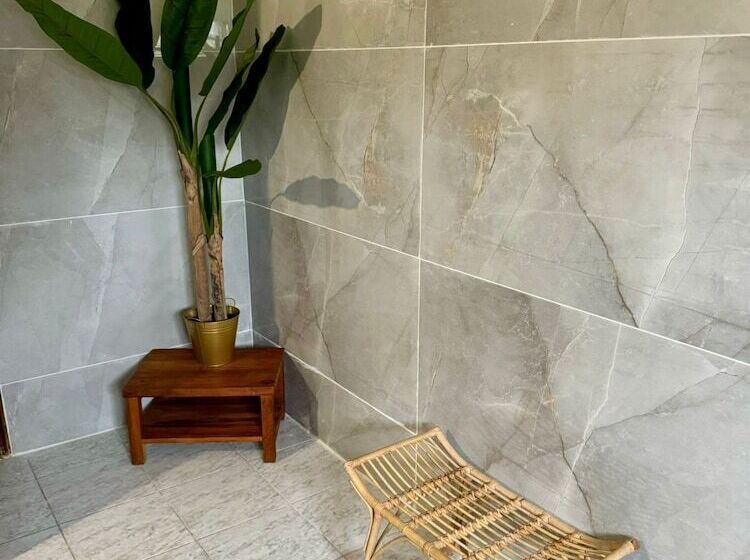 پانسیون Le Val De L Orge