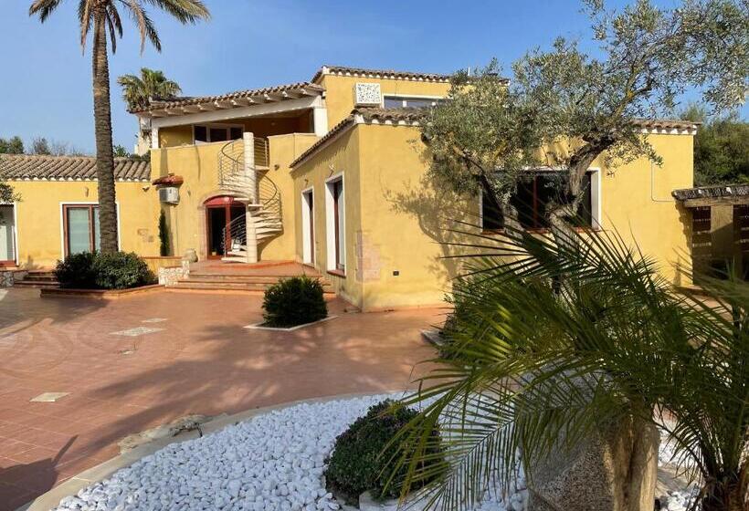 Пансион Vi Ja Villa Janas Cagliari Resort