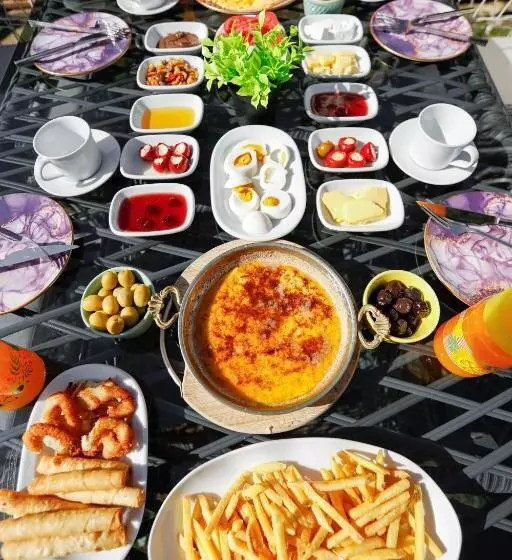 Lomakeskus Terapi̇ Tati̇l Köyü