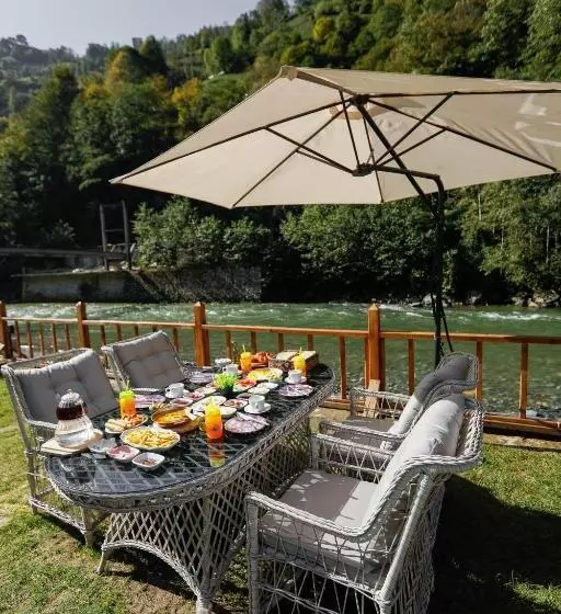 Lomakeskus Terapi̇ Tati̇l Köyü