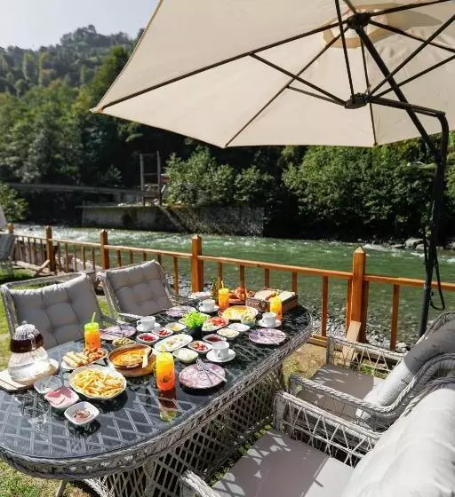 Lomakeskus Terapi̇ Tati̇l Köyü