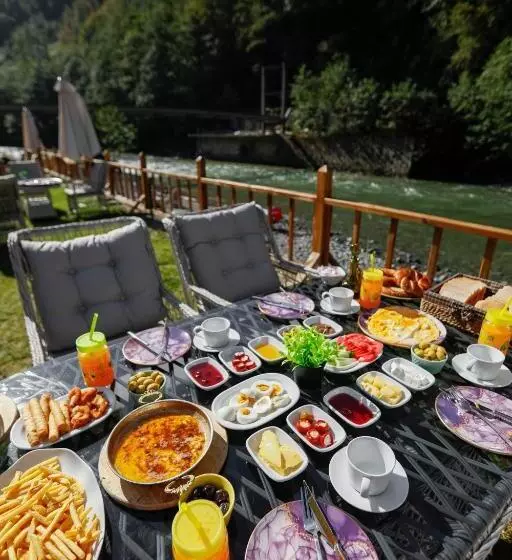 Lomakeskus Terapi̇ Tati̇l Köyü