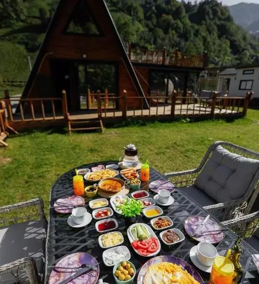 Lomakeskus Terapi̇ Tati̇l Köyü