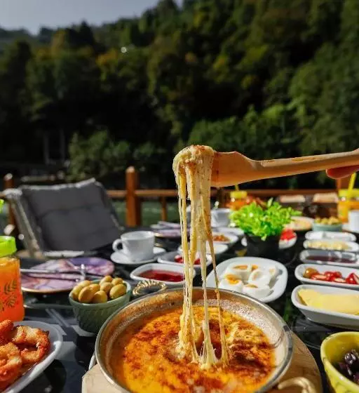 Lomakeskus Terapi̇ Tati̇l Köyü