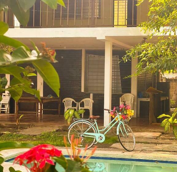 هاستل Habitaciones Dobles 2 O 4 Personas Eco Surf Hostal