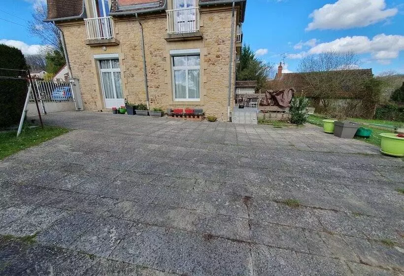 ベッドアンドブレックファースト Chambres D Hôtes Villa Honorine