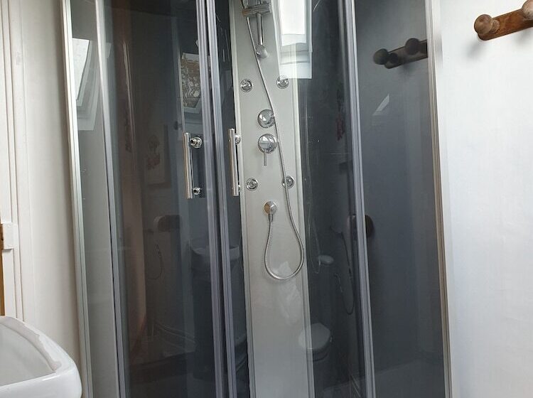 住宿加早餐  Chambres D Hôtes Villa Honorine