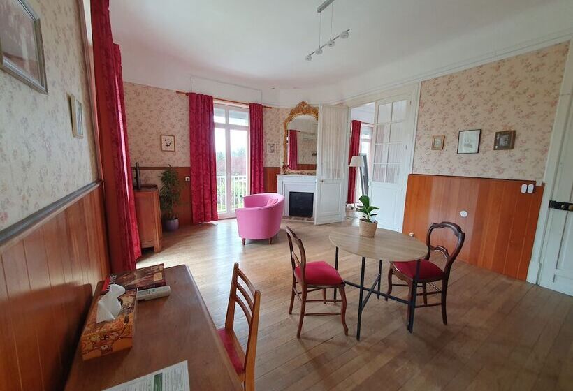 住宿加早餐  Chambres D Hôtes Villa Honorine