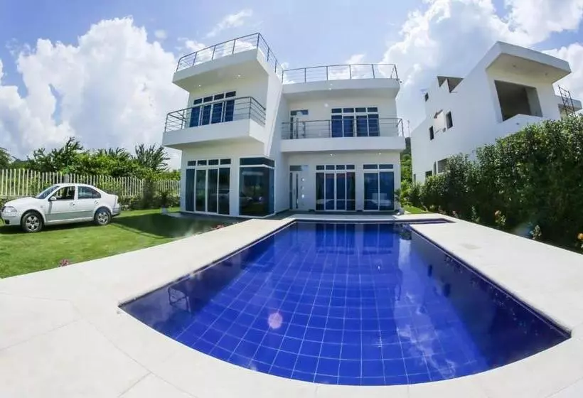 Casa Blanca Malibu