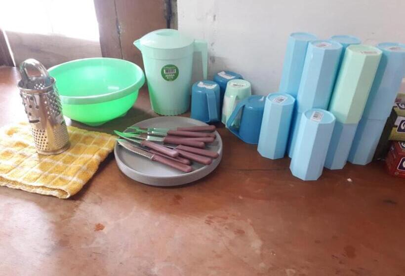 پانسیون Alojamiento Hostel Lodeolga La Florida