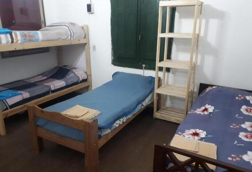 پانسیون Alojamiento Hostel Lodeolga La Florida