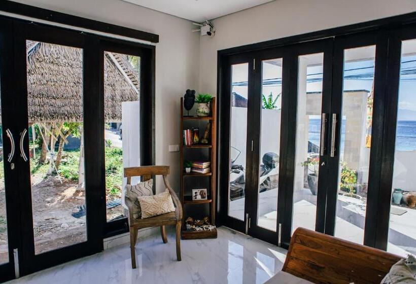 Pensió Amour Eternel Villa
