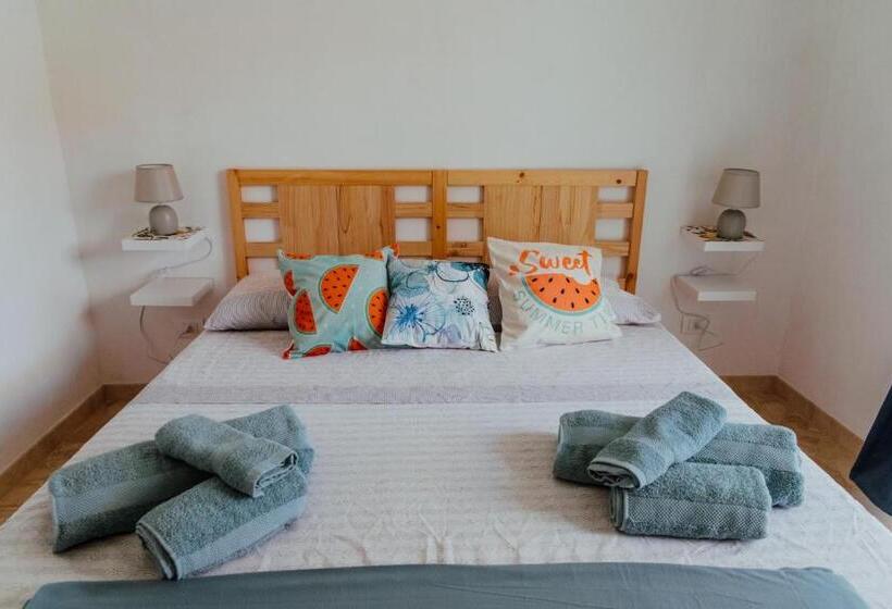 Пансион Lemon Tree Rooms