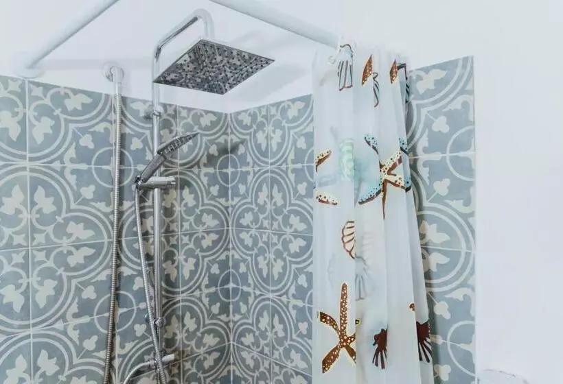 Majatalo Lemon Tree Rooms