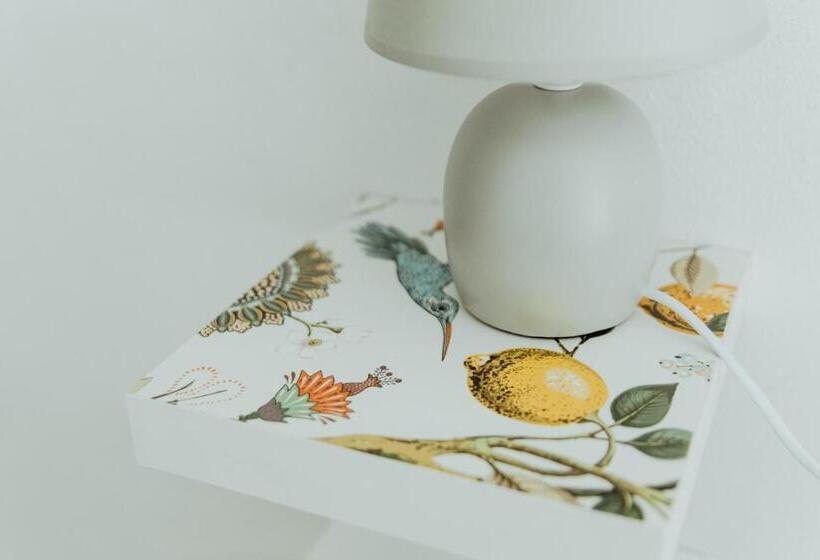 Пансион Lemon Tree Rooms