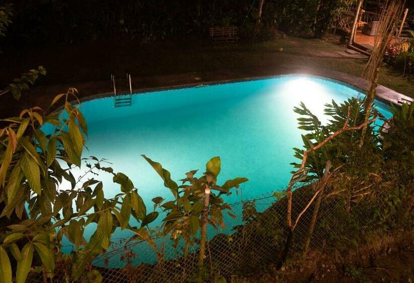 Hostel El Guayabal De Mindo