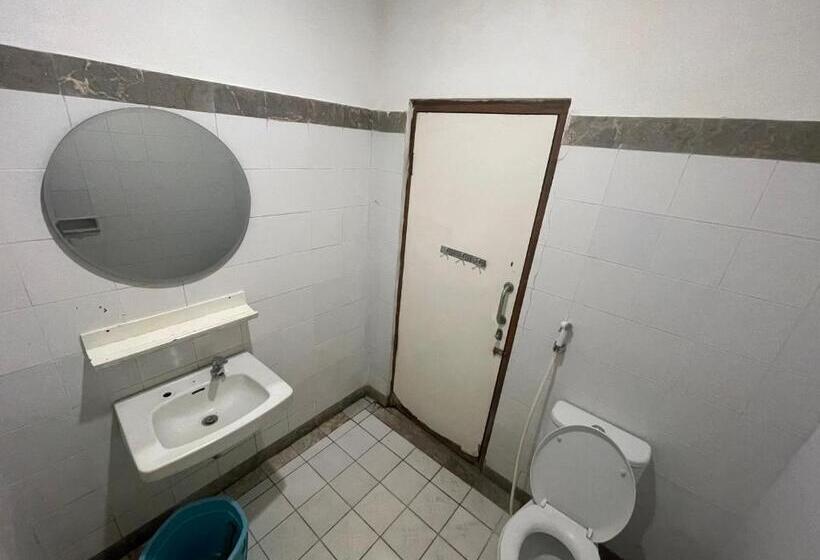 Отель Gegerkalong Asri