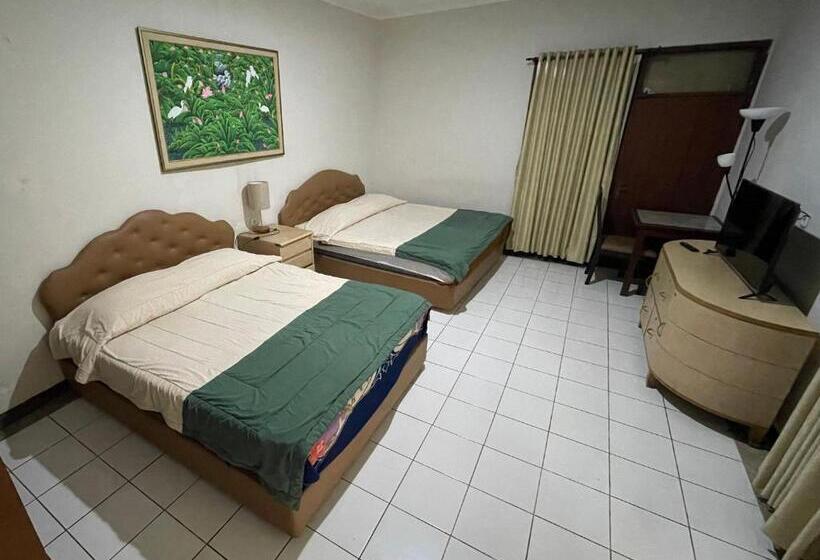 Отель Gegerkalong Asri