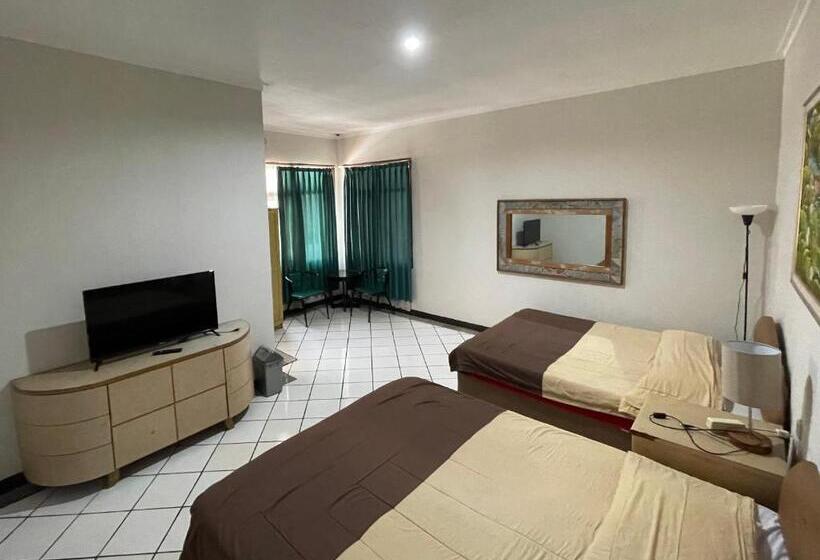 Отель Gegerkalong Asri