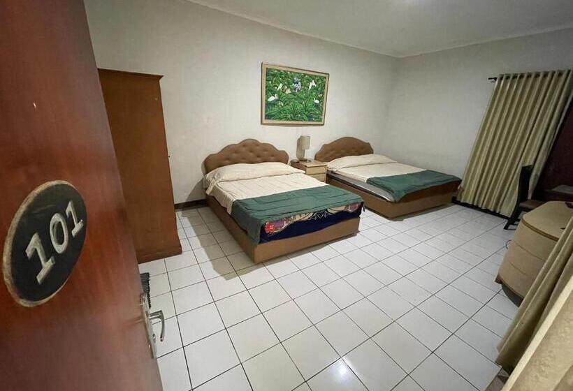 Отель Gegerkalong Asri