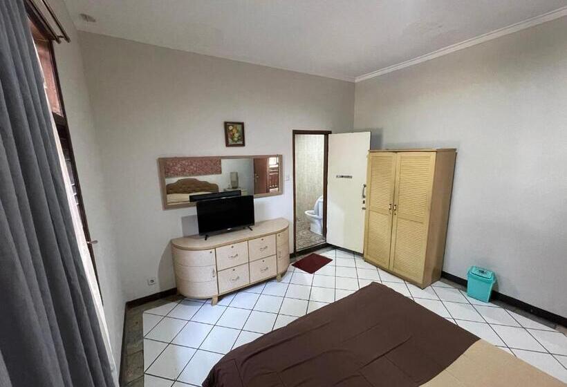 Отель Gegerkalong Asri