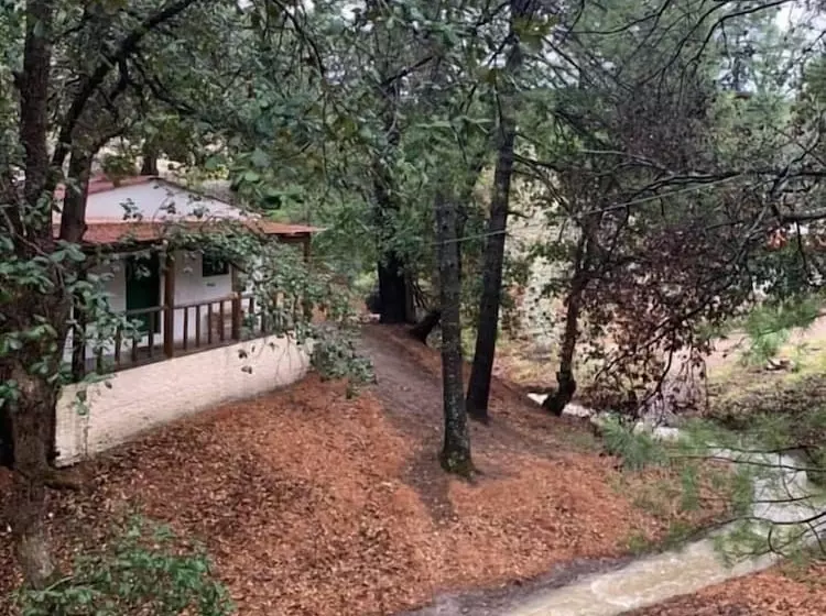 ホテル Rimusa Inn Y Parque Cueva De Los Leones