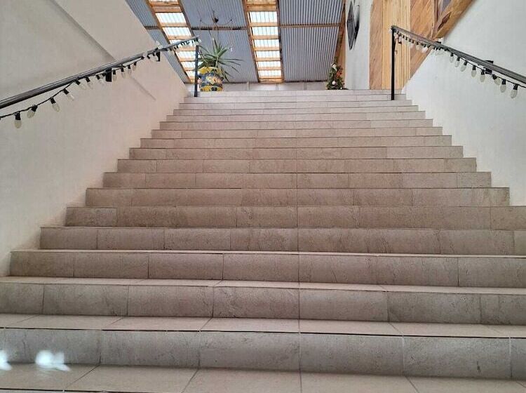 Otel Rimusa Inn Y Parque Cueva De Los Leones