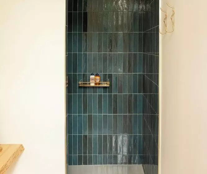 Aamiaismajoitus (B&B) Petit Chateau Vercourt