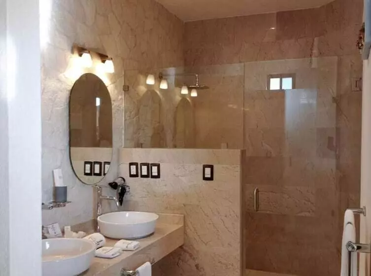 ホテル Porta Paradiso Albergo Boutique