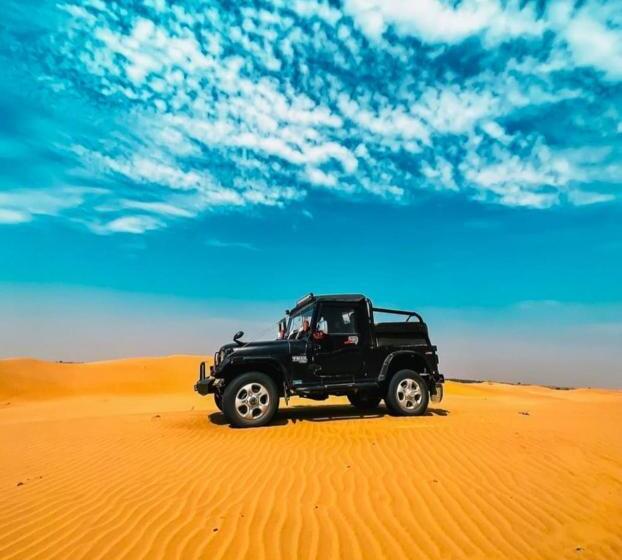 בית מלון כפרי The Oberoi Luxurious Camp