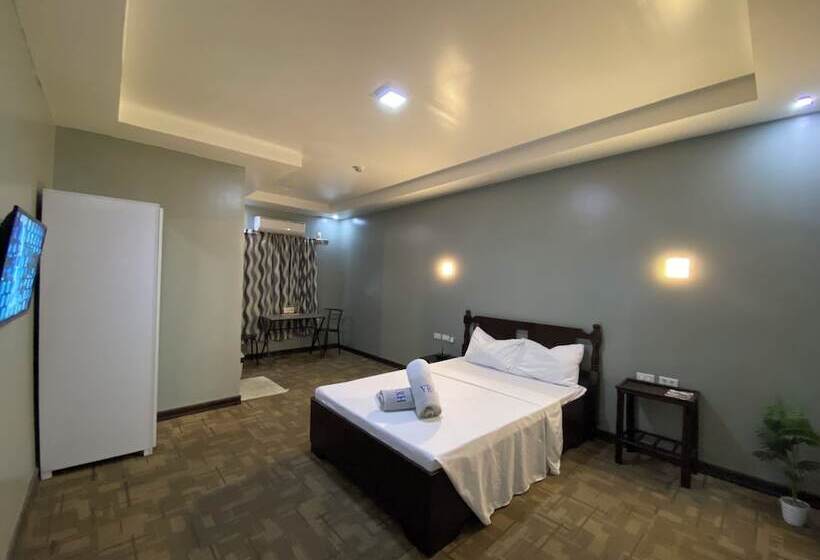 בית מלון כפרי Vincent Resort