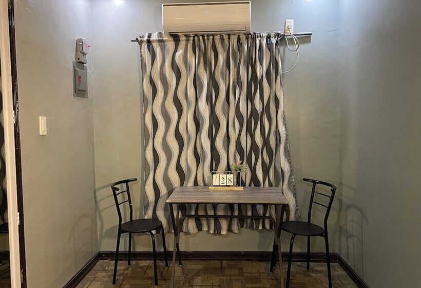 בית מלון כפרי Vincent Resort