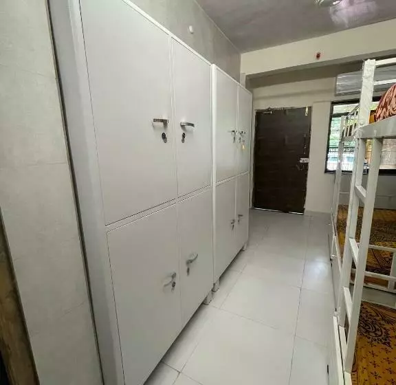 Frostybeds Hostel Kharghar Navi Mumbai