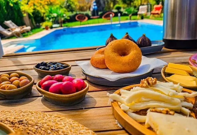 ホテル Portofino Urla Boutique