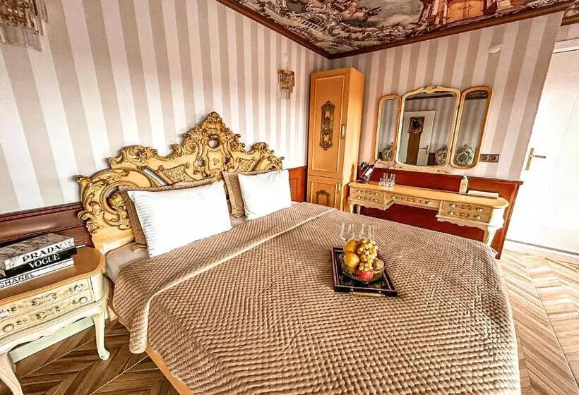 ホテル Portofino Urla Boutique