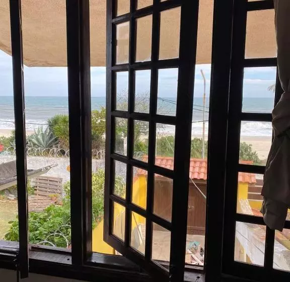 Hotelli Pousada Na Praia Maricá