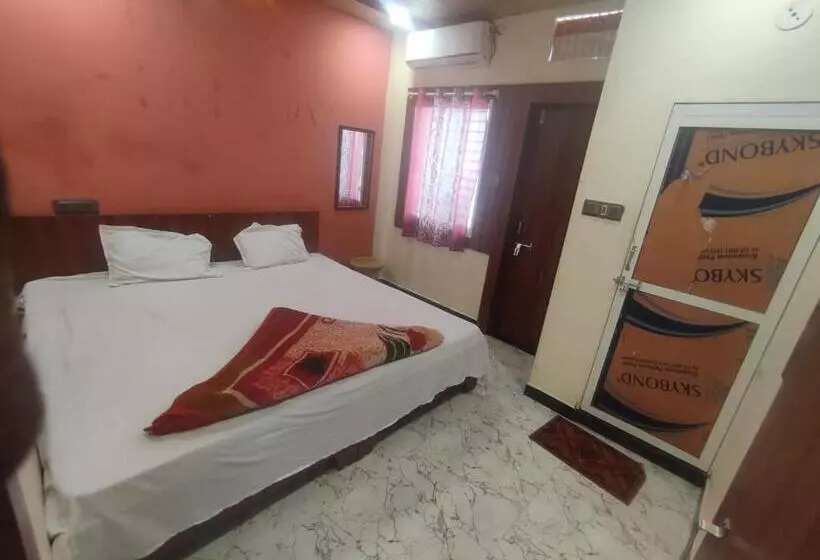 Majatalo Gouri Kripa Guest House