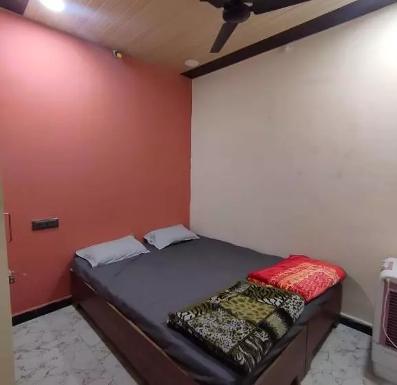 Majatalo Gouri Kripa Guest House