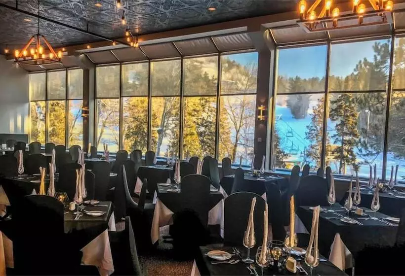 ホテル Auberge Val Saint Côme