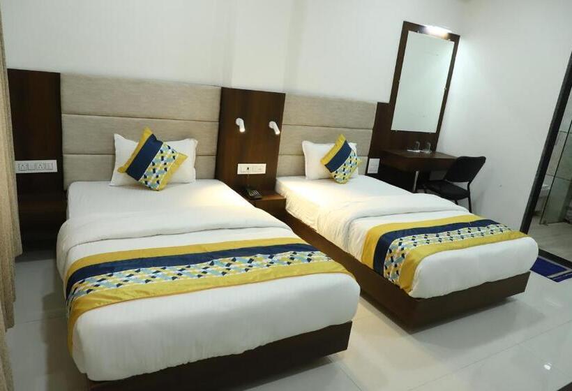 בית מלון כפרי Singhnature