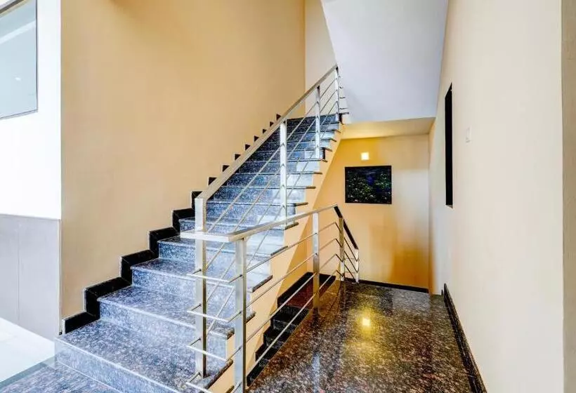 ホテル Townhouse 1249 Dharan Residency Bommasandra