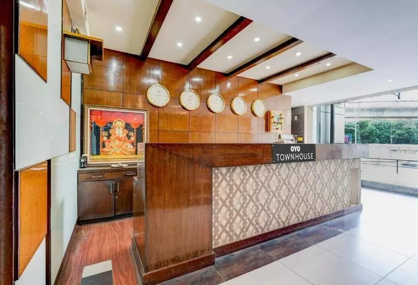 ホテル Townhouse 1249 Dharan Residency Bommasandra