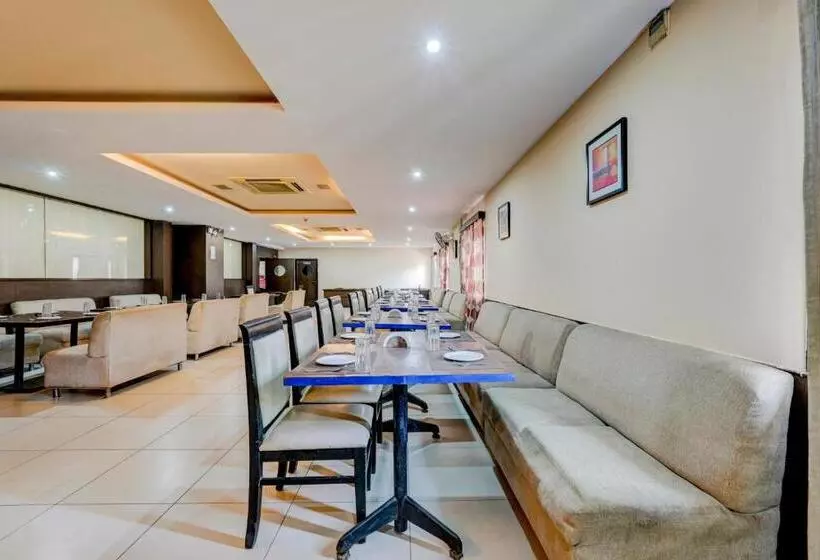 ホテル Townhouse 1249 Dharan Residency Bommasandra