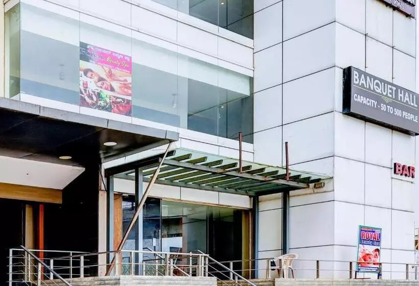 ホテル Townhouse 1249 Dharan Residency Bommasandra