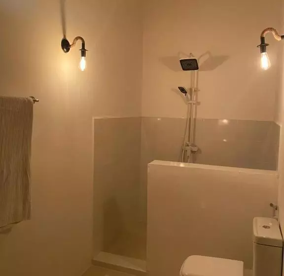 Retkeilymaja Cactus Lodge Zanzibar