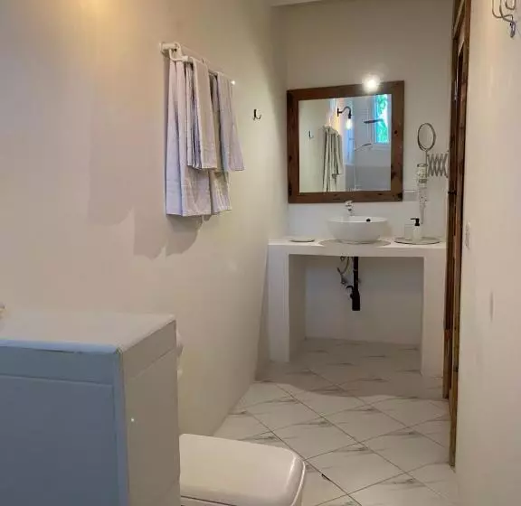 Retkeilymaja Cactus Lodge Zanzibar