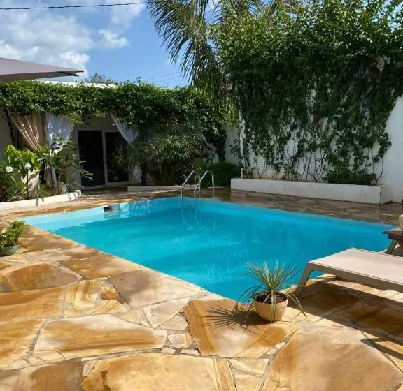 Retkeilymaja Cactus Lodge Zanzibar