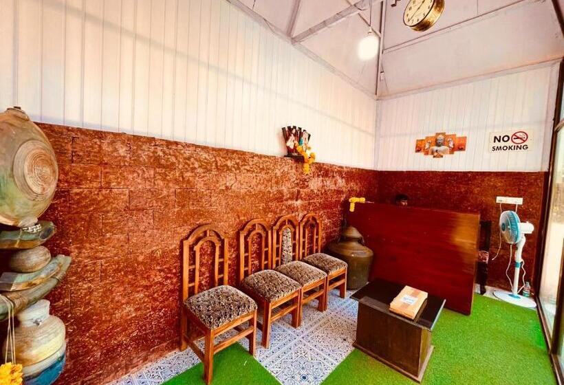 בית מלון כפרי Golden Rice Inn Candolim, North Goa   Near To Beach