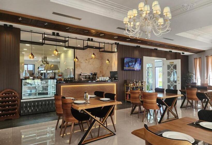 Imperador Palace Hotel Restorant