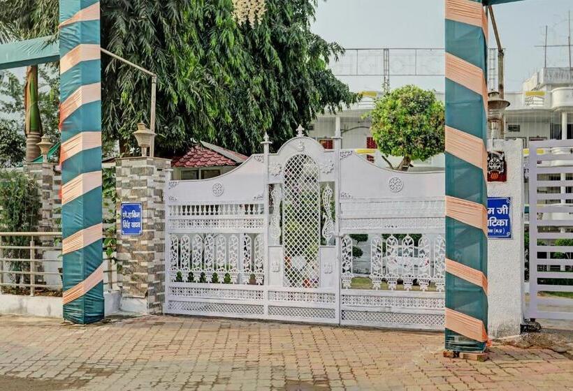 Oyo Hotel Ram Ji Vatika